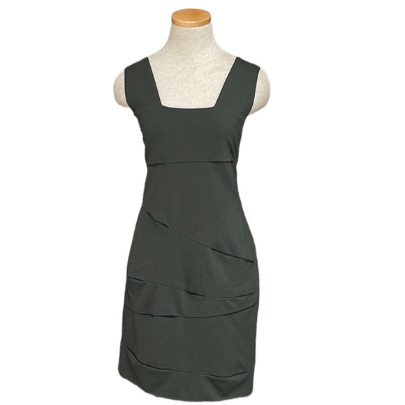 Vince Camuto Dress Olive Green Sleeveless Square Neck Size 8 - Picture 1 of 12